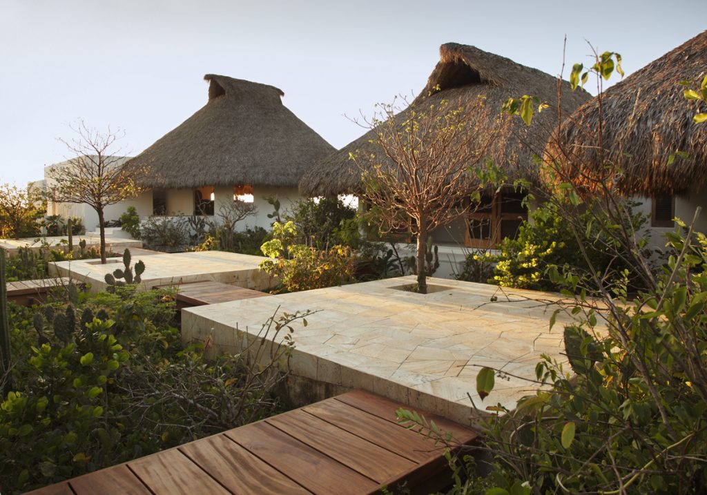 Casa Palmar, Puerto Escondido, Oaxaca. Propiedad de lujo disponible por 1/8 de fracción en Ancana.